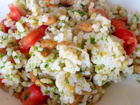 納豆とトマトの混ぜご飯